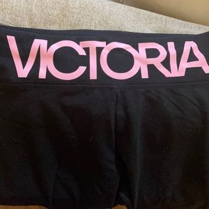 VS Cropped Leggings
